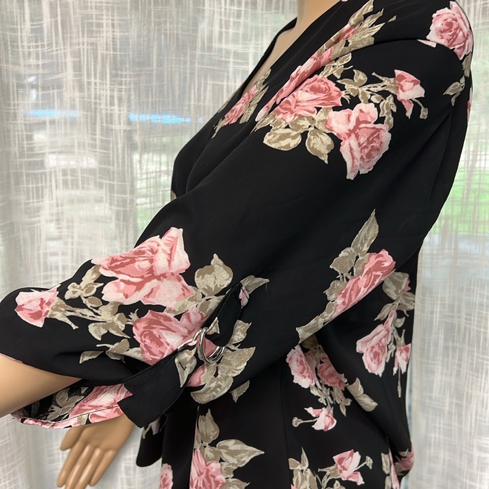 Women’s large top from IZ Byer - Picture 2 of 4